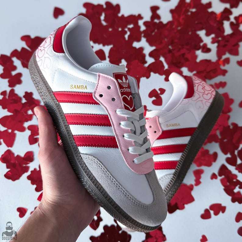 Samthtba Custom Sneakers – Valentines Day Gift for Her, Hand Painted Shoes