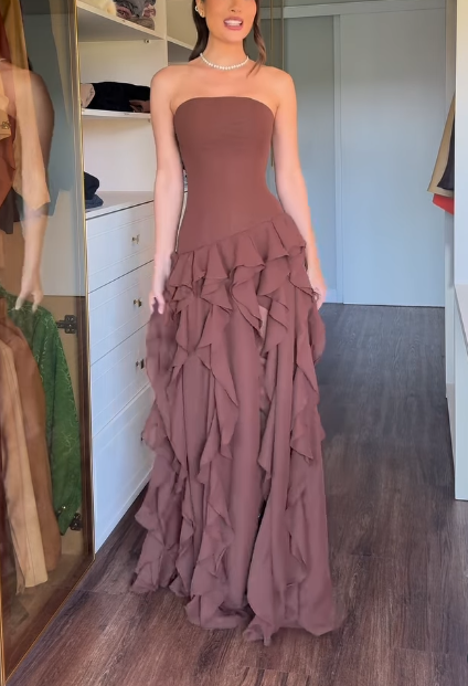 Ruffle Detail Maxi Dress in 