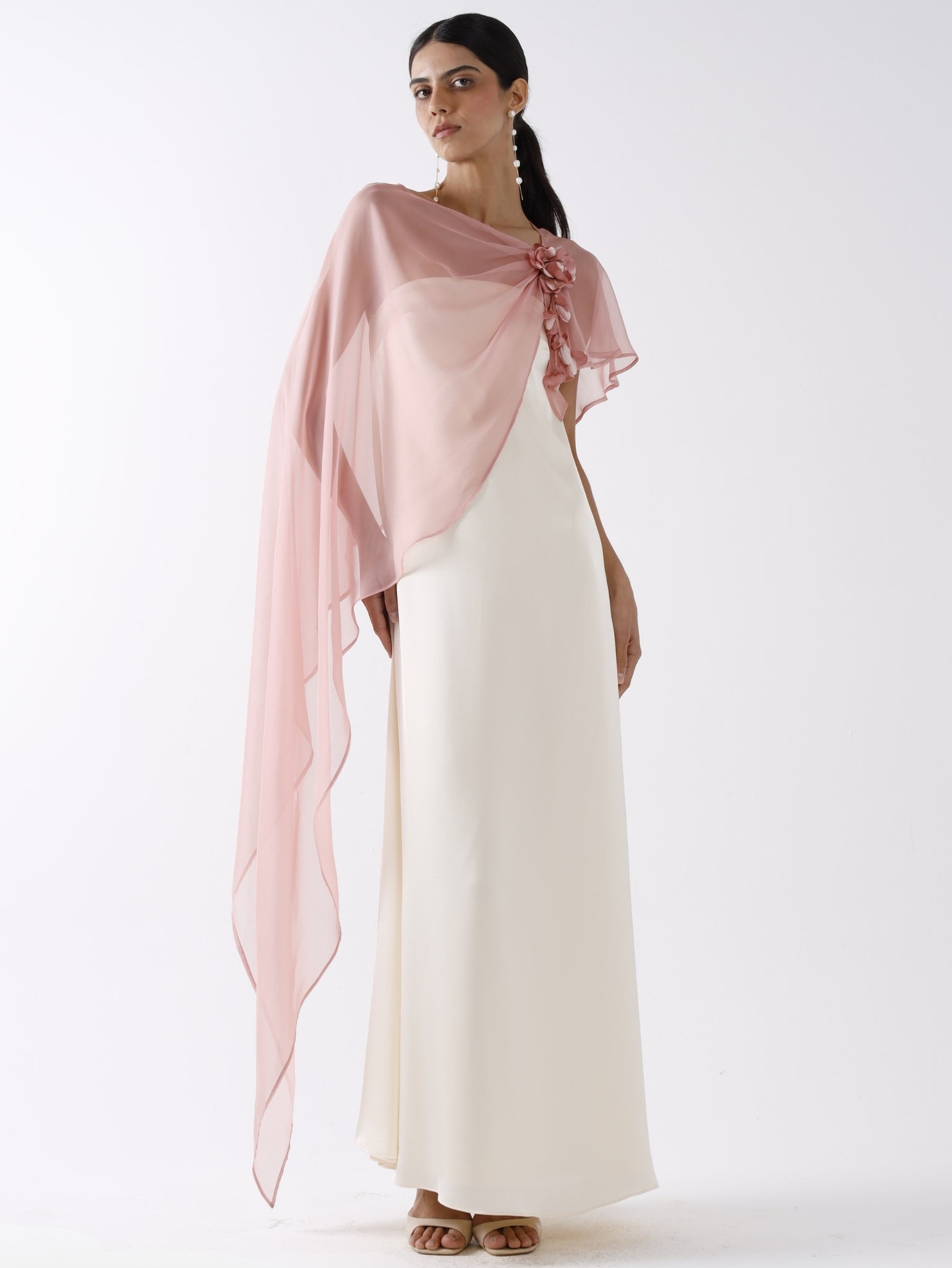IVY CAPE - BLUSH