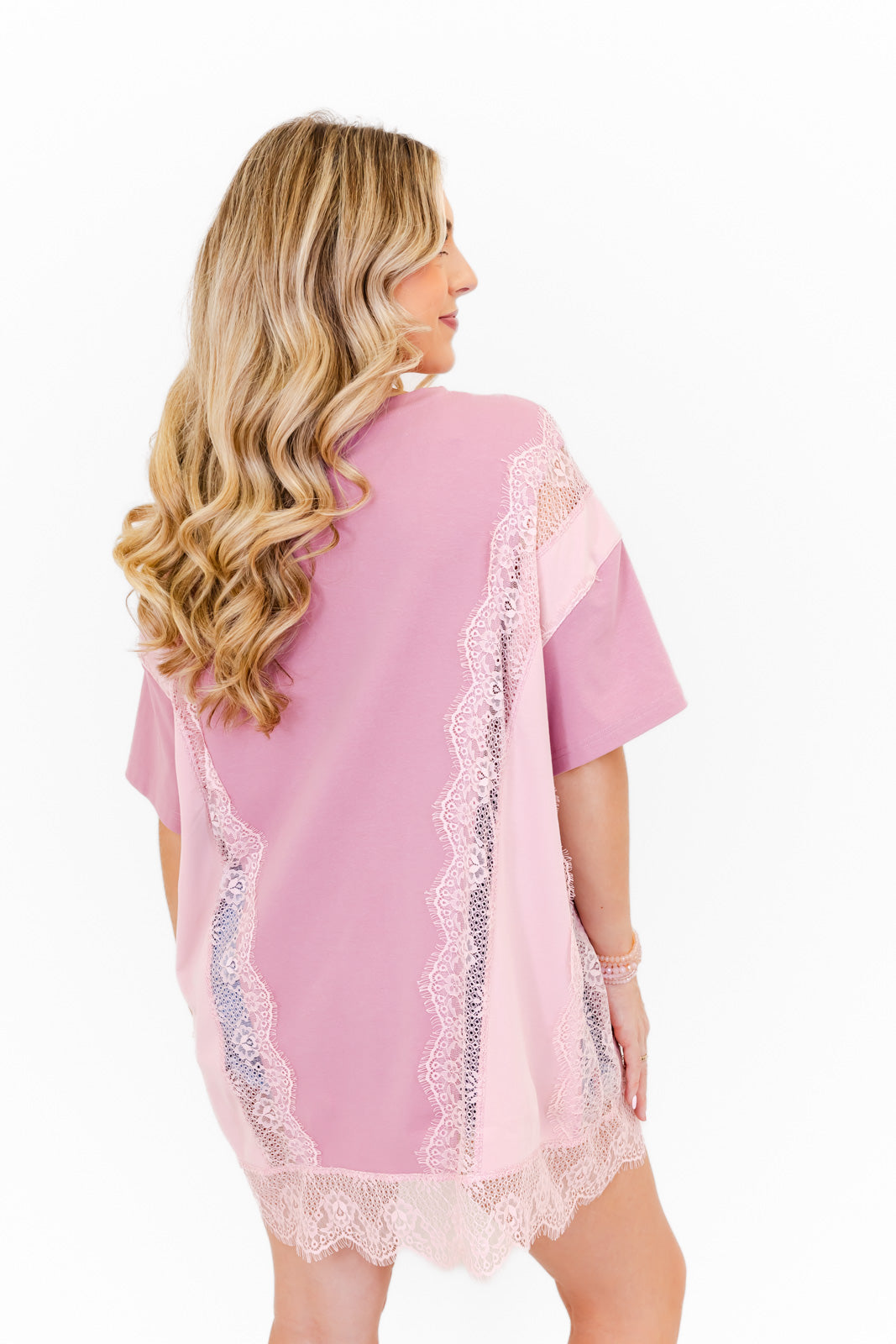 Retro Rules Peace N Lace Graphic Tee - 3 Colors