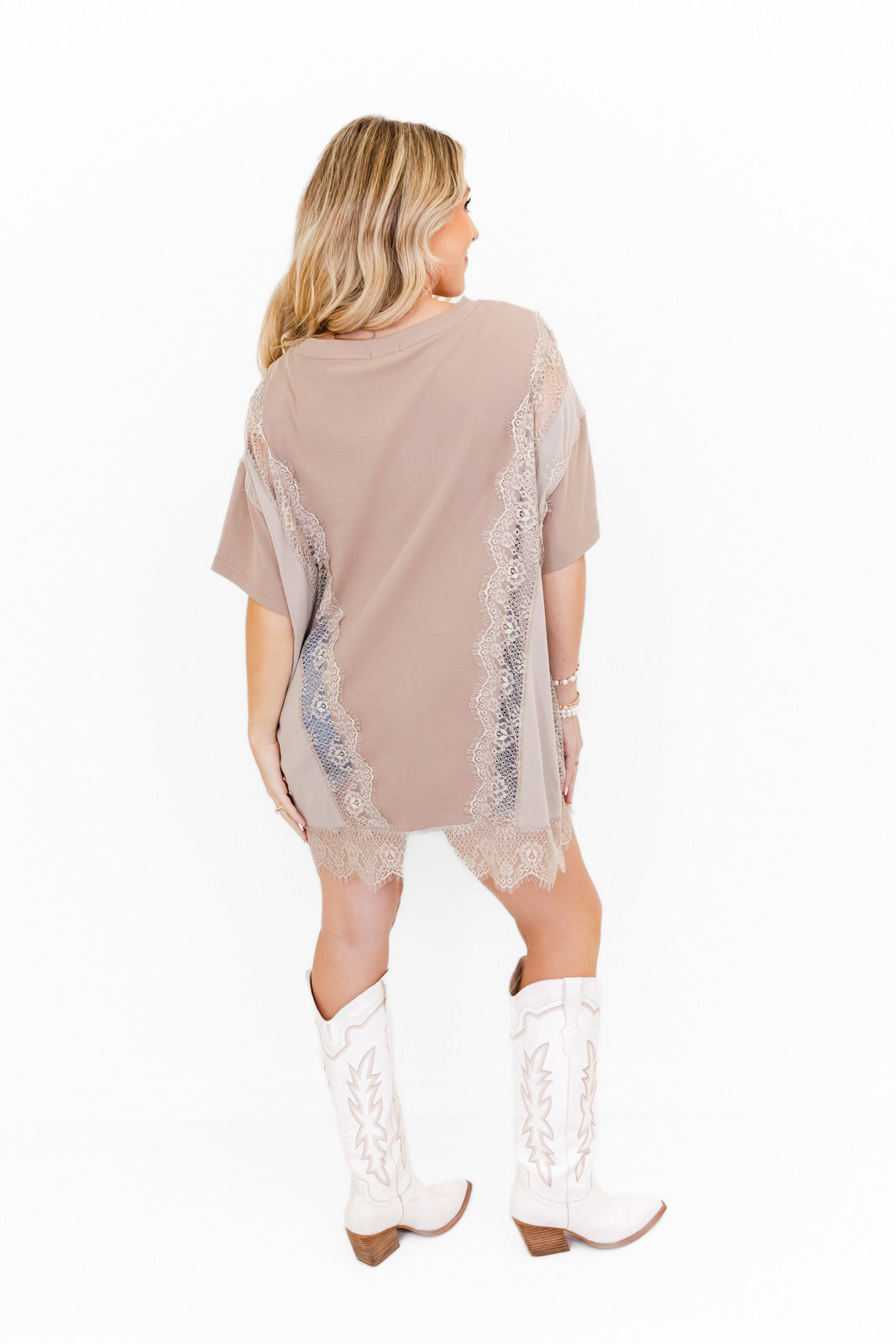 Retro Rules Peace N Lace Graphic Tee - 3 Colors