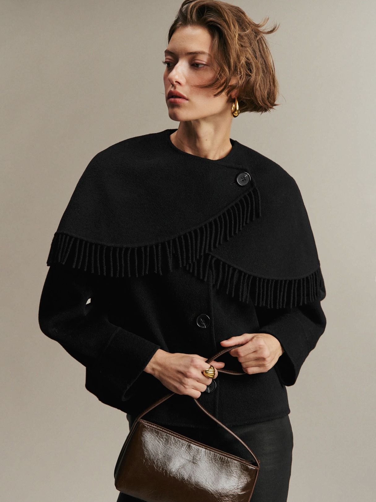 FRINGED CAPE WOOL COAT