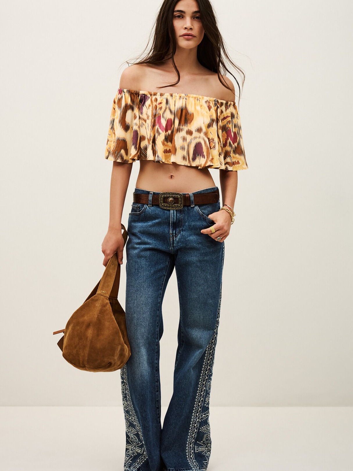 RUFFLED OFF-SHOULDER CROP TOP