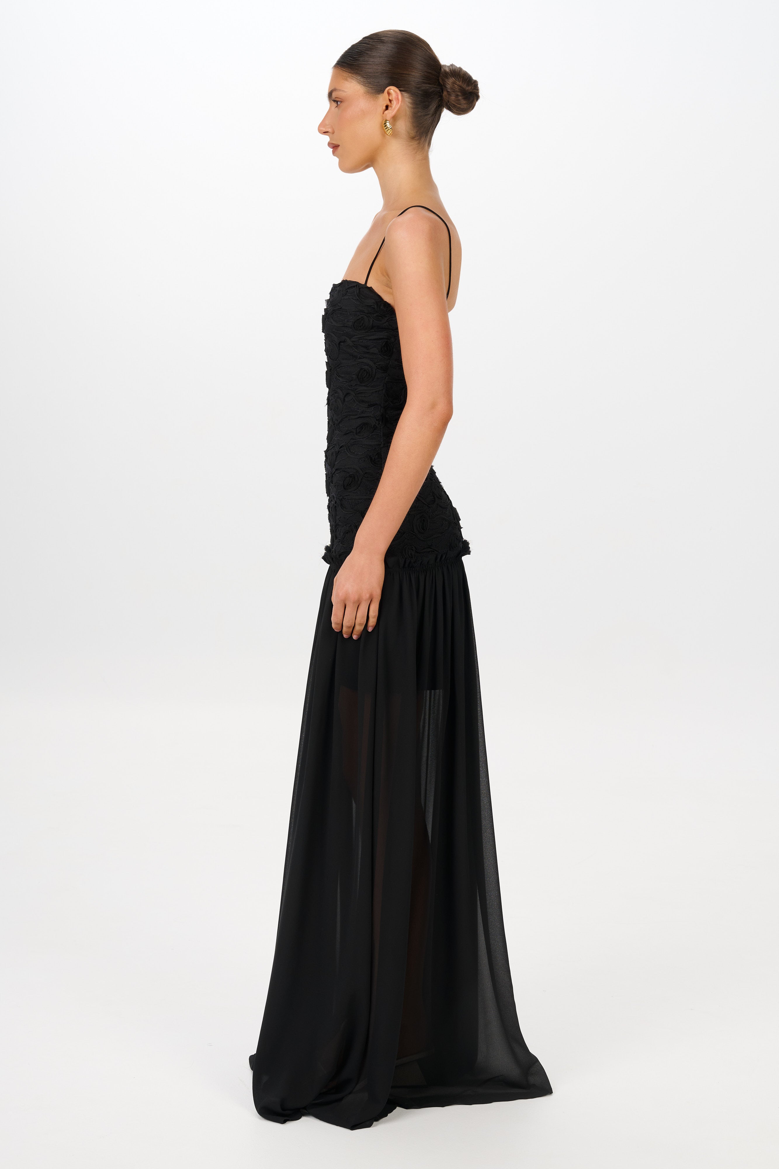 RENATA | BLACK