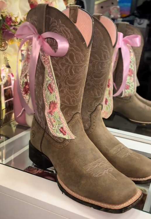 Western Romance – Floral Ribbon Cowgirl Boots