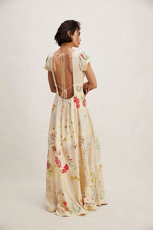 Hibiscus Heaven Maxi Dress