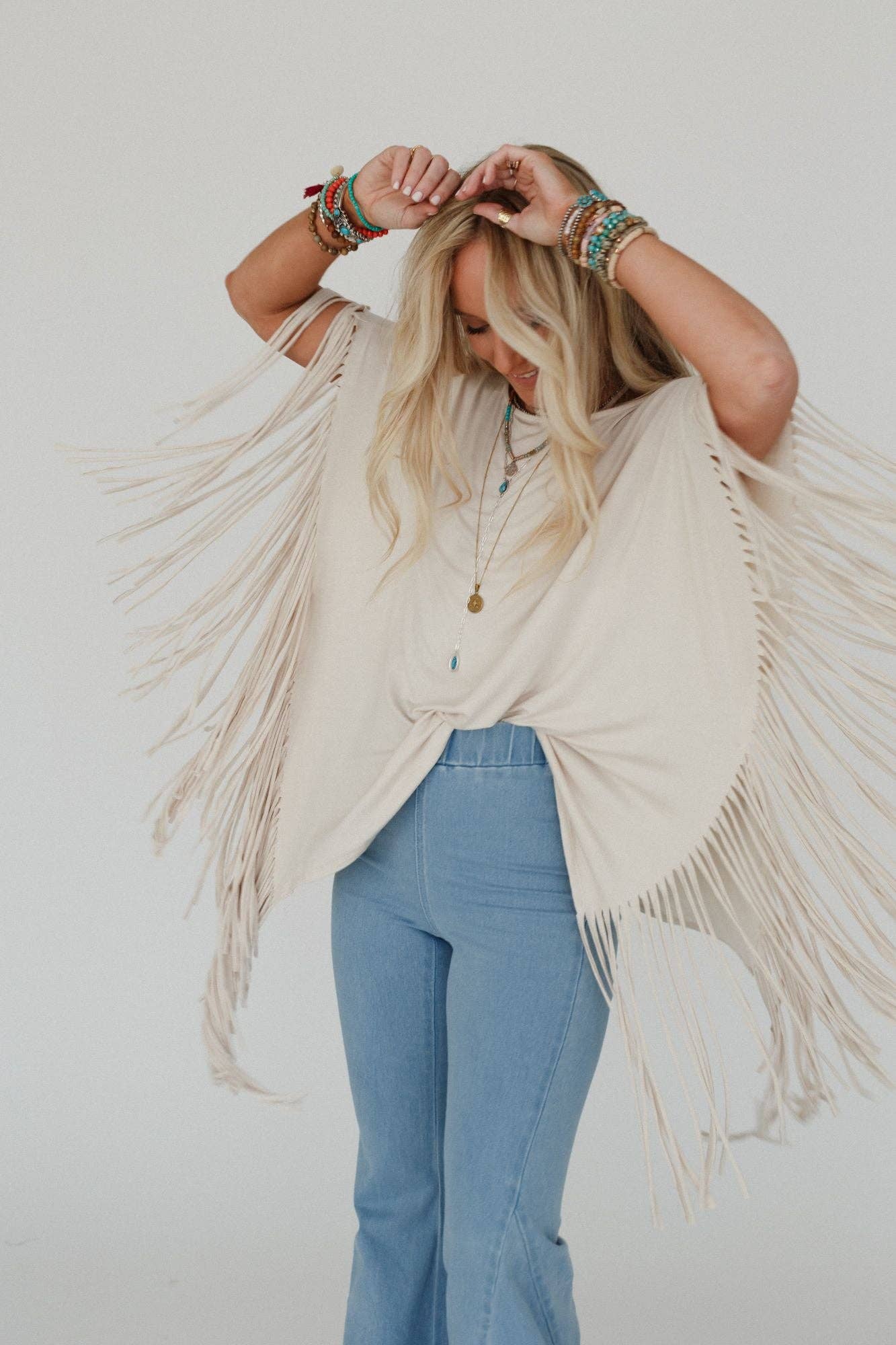 Showstopper Fringe Top (Oat)