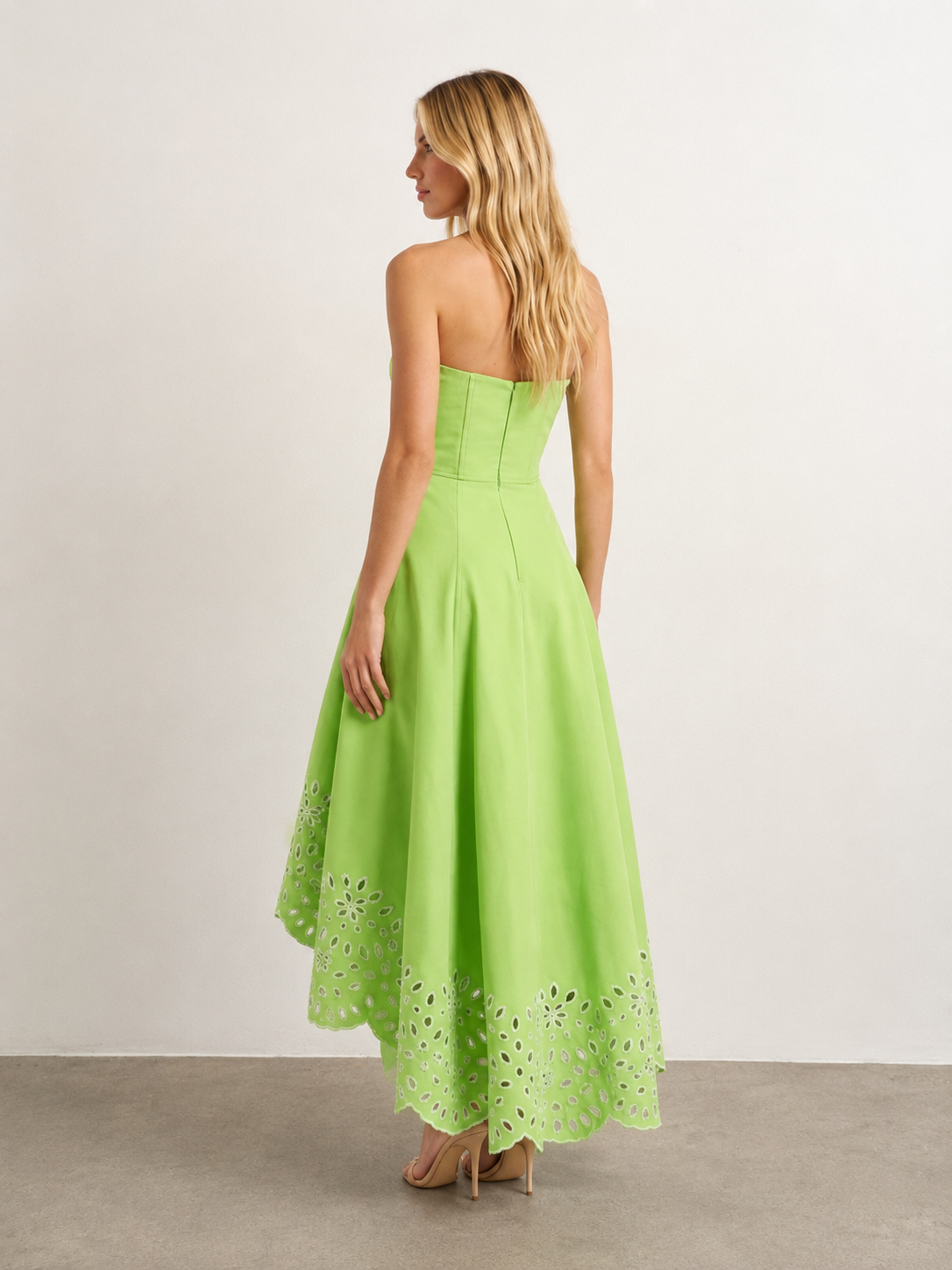 Romantic Summer High-Low Gown