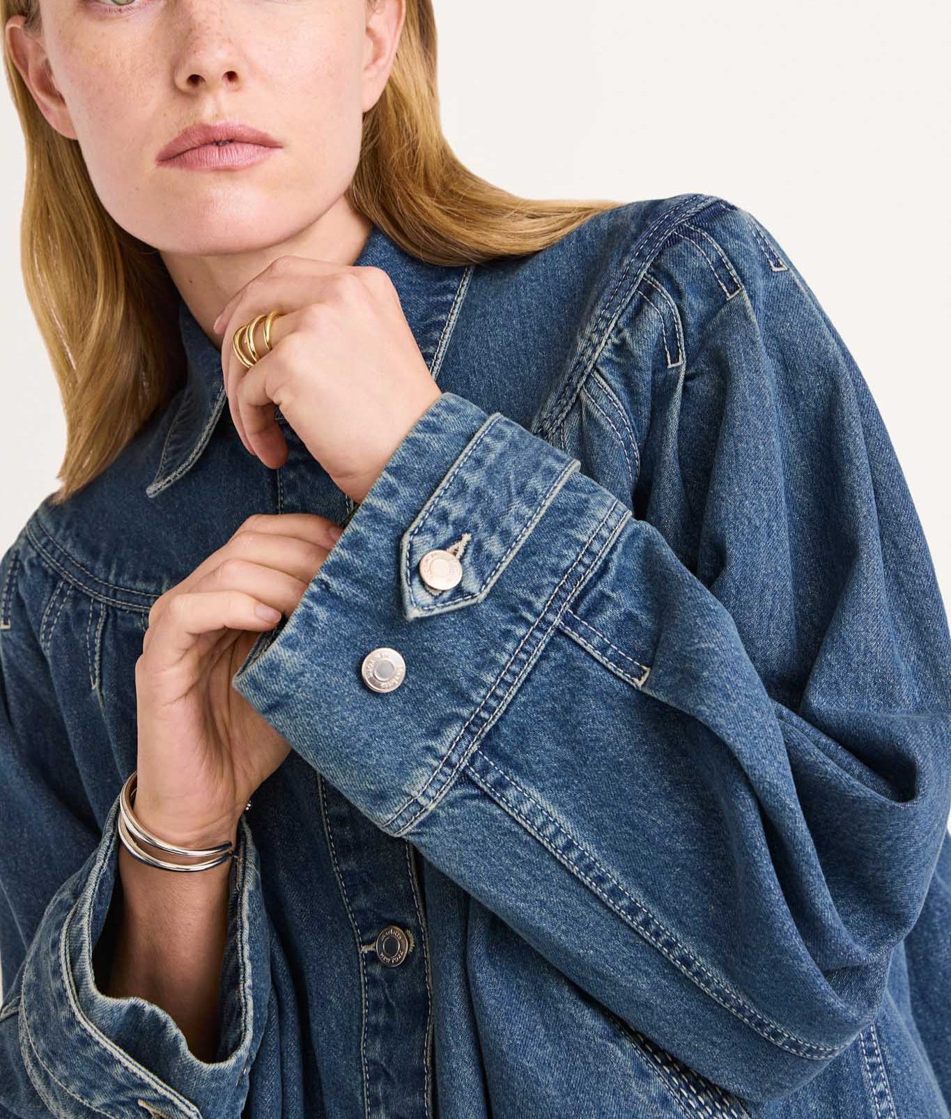 Easton Denim Jacket in Mid-Blue Wash