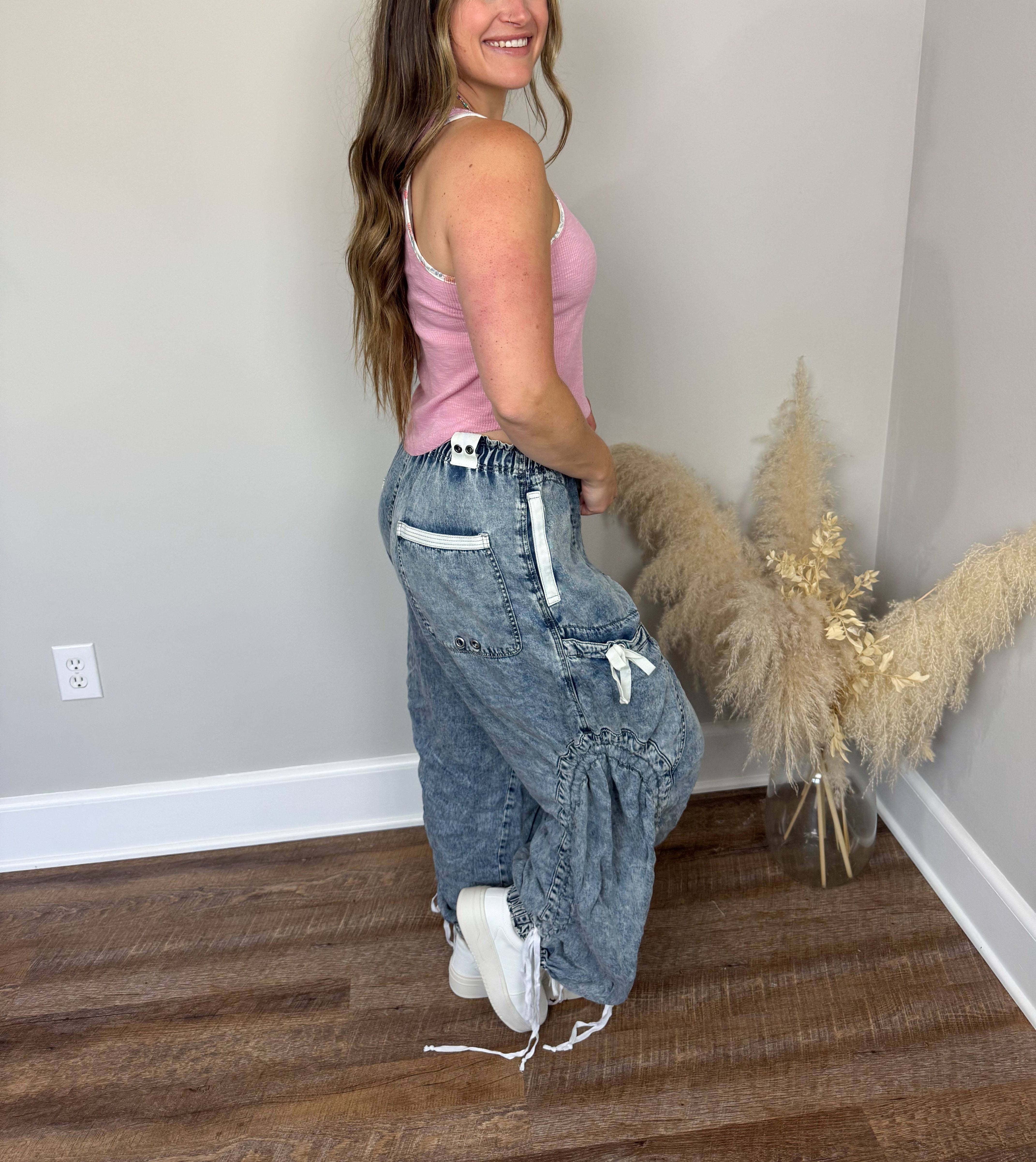 Hollywood Cinched Pants