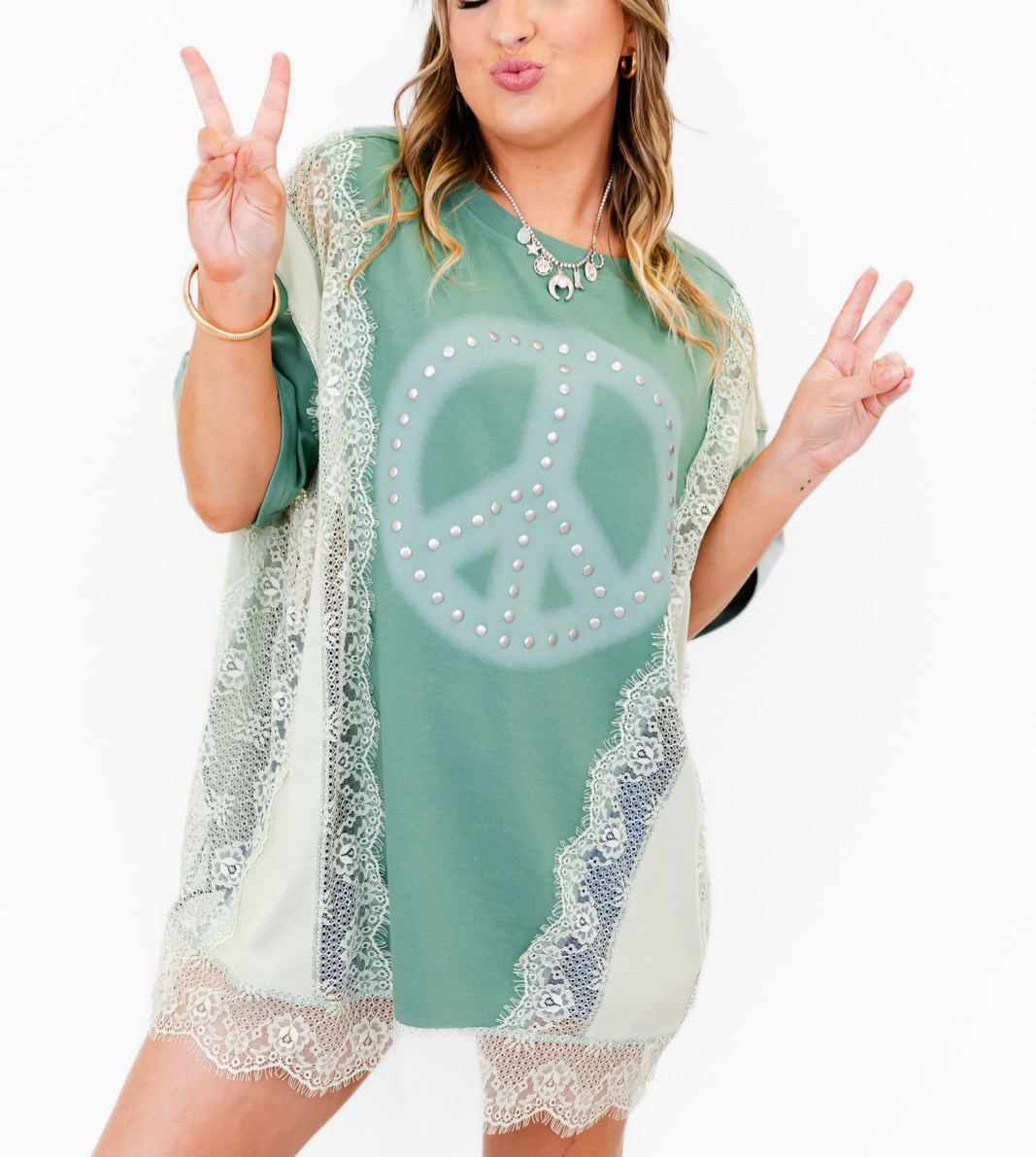 Retro Rules Peace N Lace Graphic Tee - 3 Colors