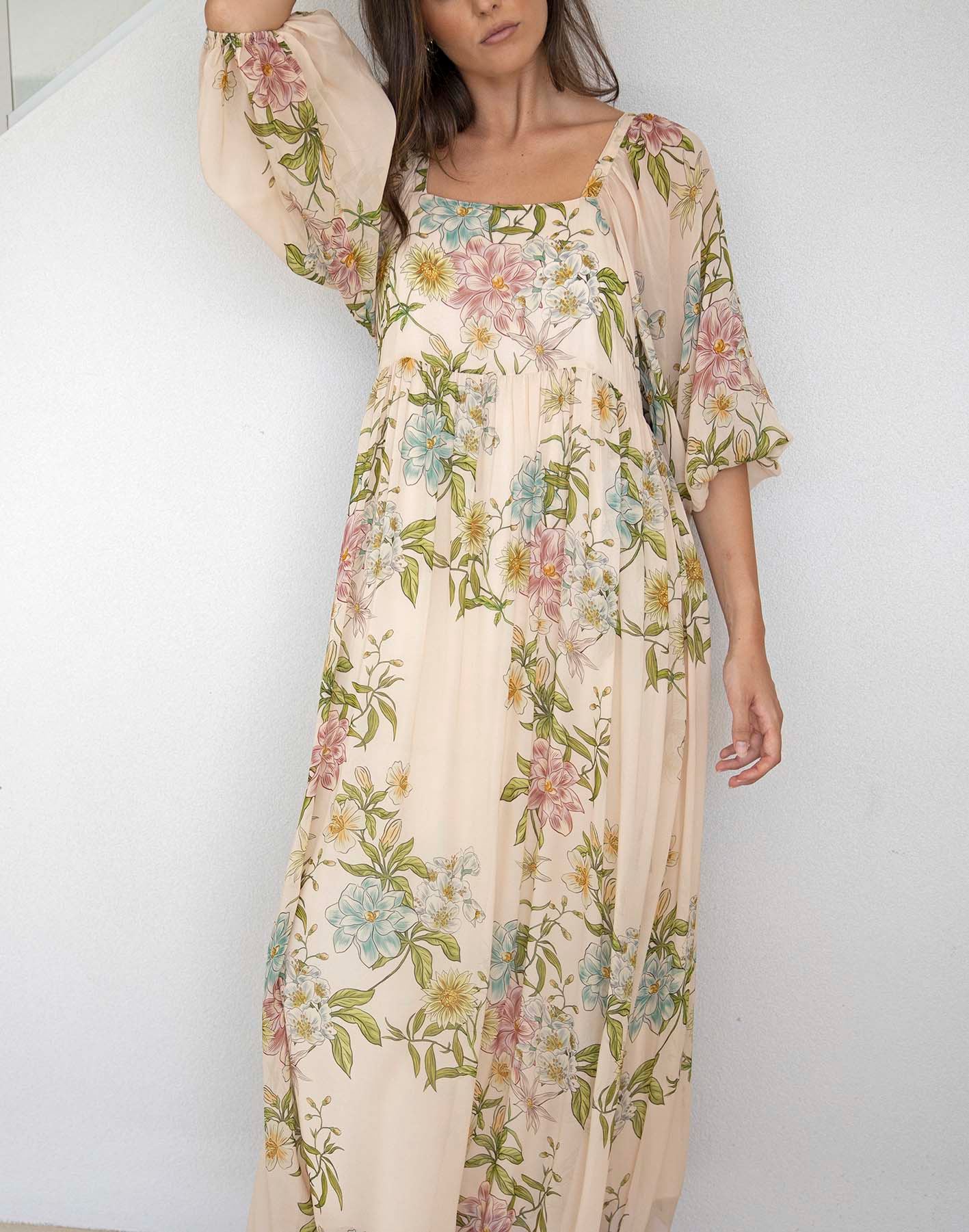Momento Cream Floral Square Neck Maxi Dress