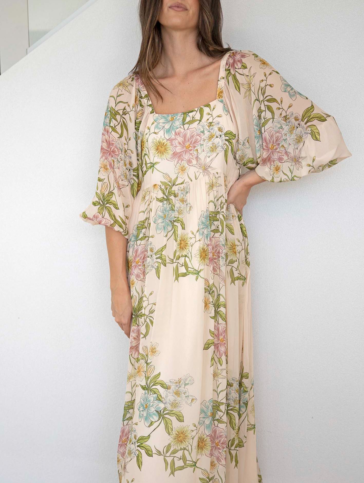 Momento Cream Floral Square Neck Maxi Dress