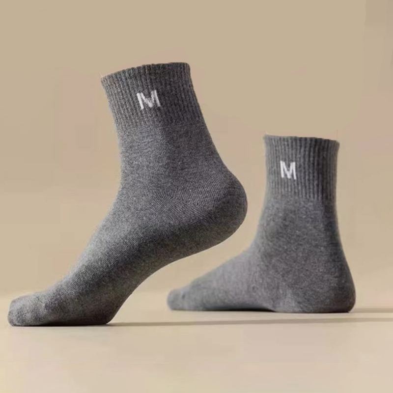 Socks mid-calf breathable cotton socks deodorant and sweat-absorbent