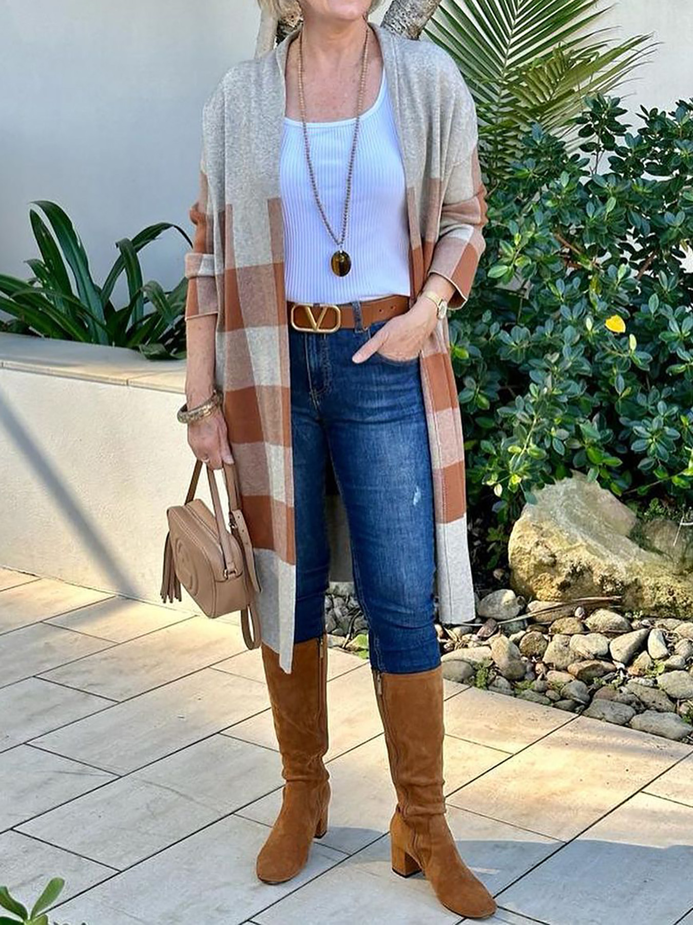 Long Cardigan with Side Pockets is Such An Easy Style To Wear, So Warm and Cosy A Great Autumn Look
