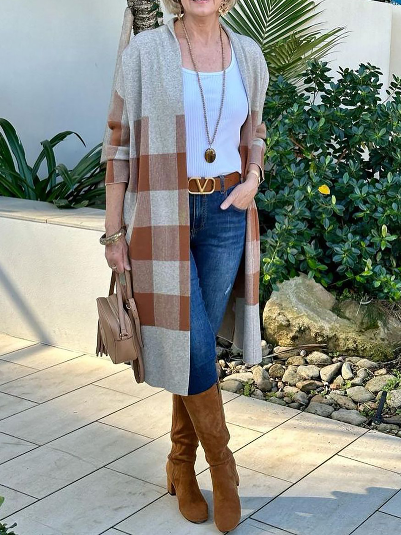 Long Cardigan with Side Pockets is Such An Easy Style To Wear, So Warm and Cosy A Great Autumn Look