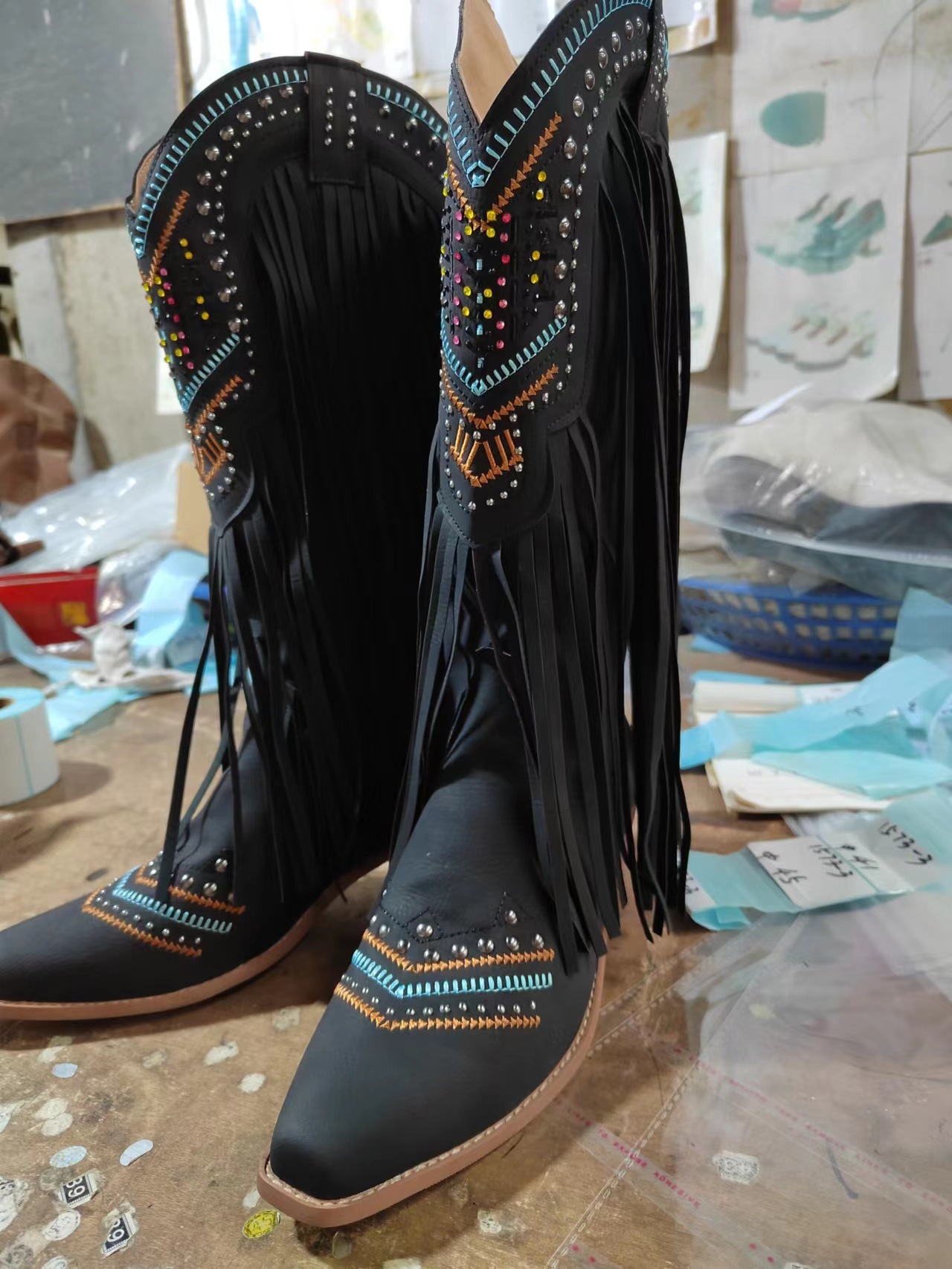 European and American pointed toe Martin boots mid-tube viscose shoes tassel boots ethnic retro women's shoes