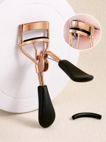 Eyelash curler