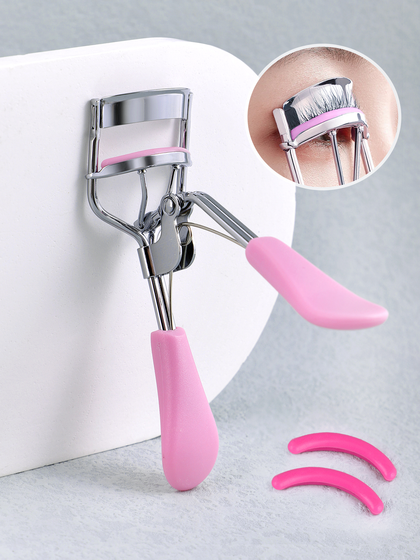 Eyelash curler
