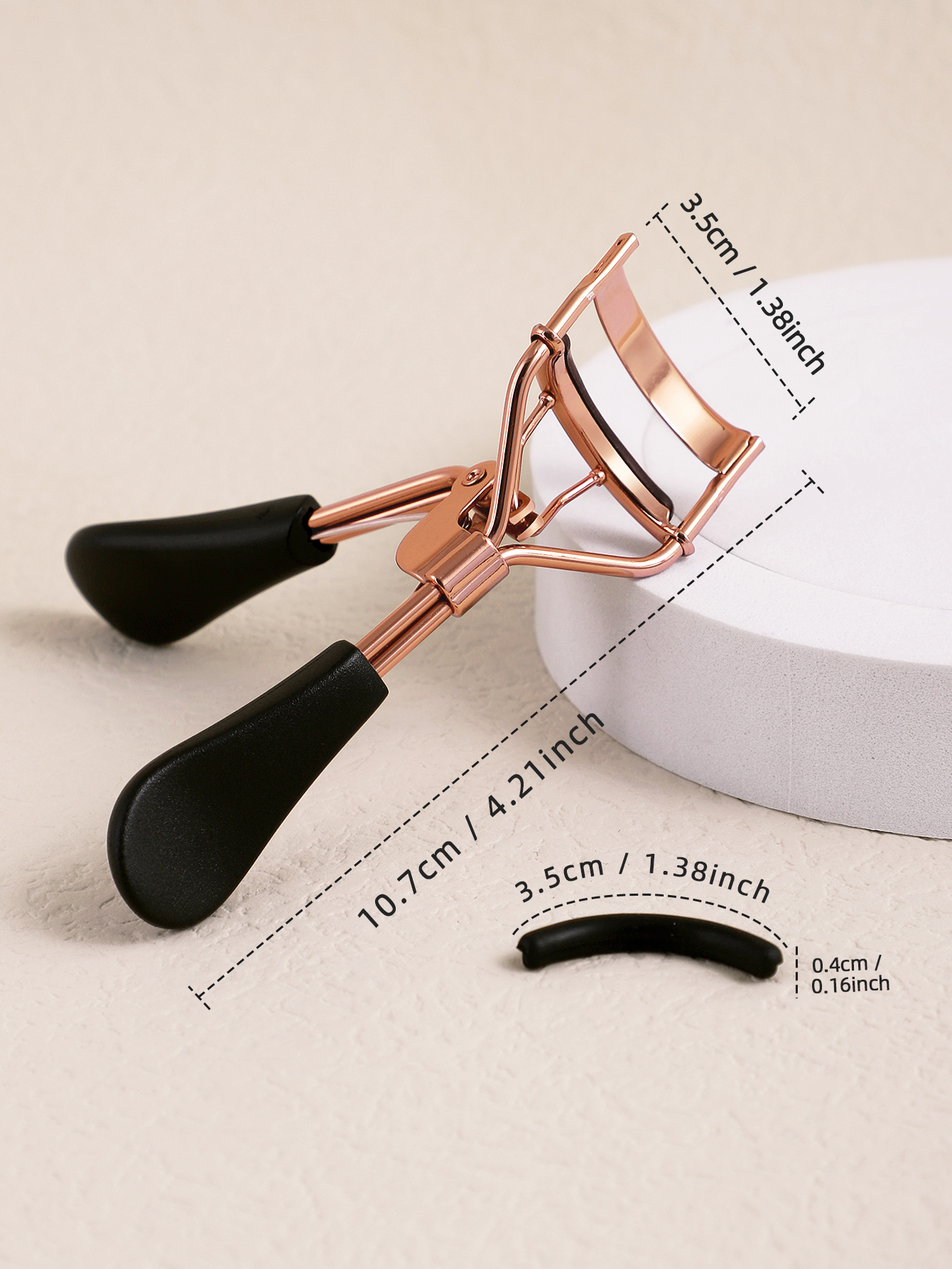 Eyelash curler