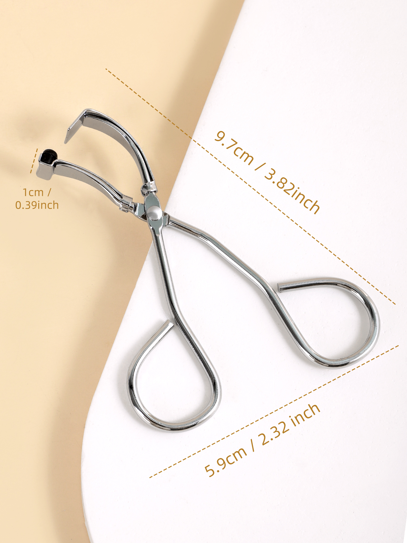Small angle eyelash curler