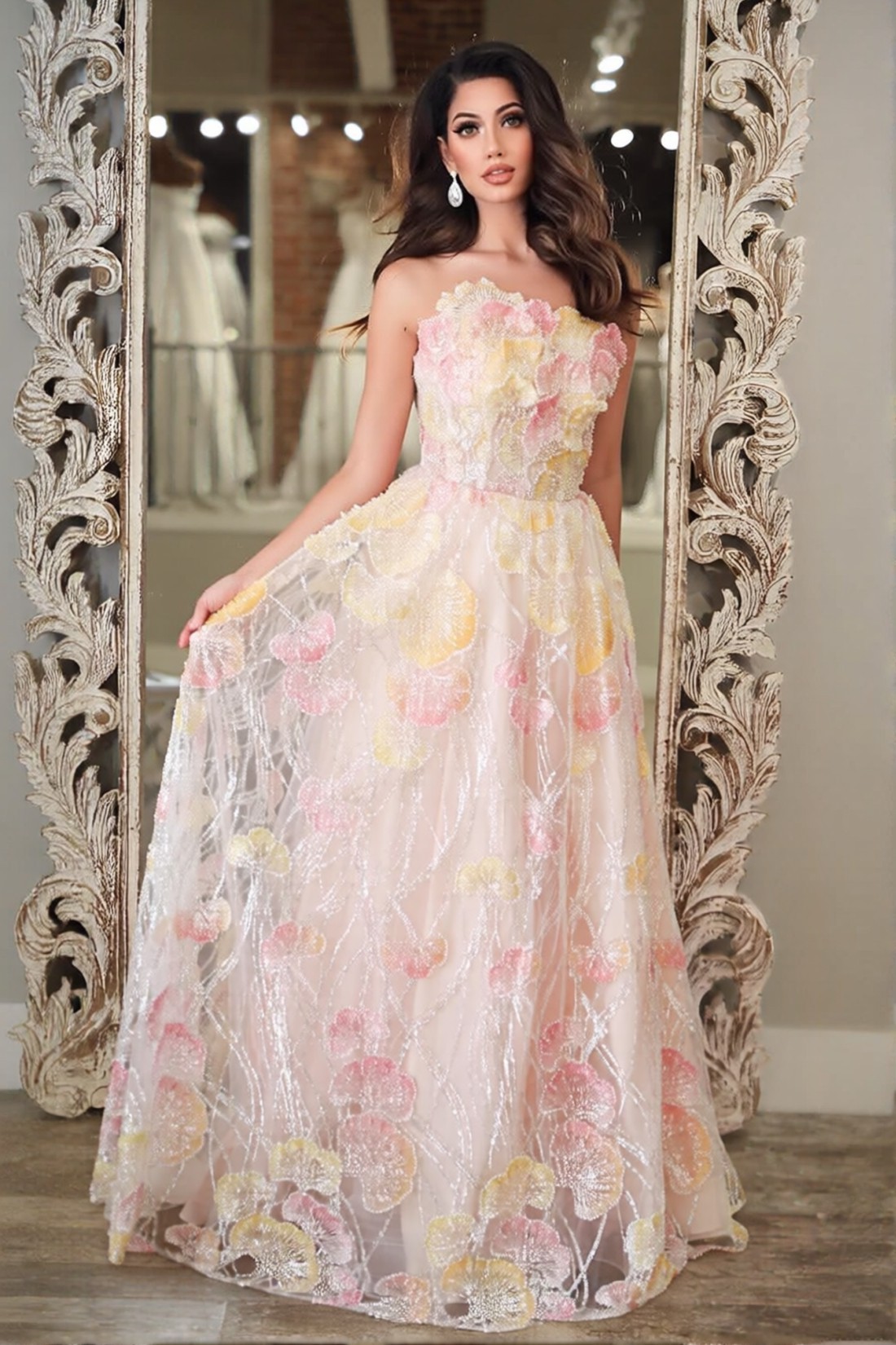 A-line Appliques Embroidery Strapless Prom Dress