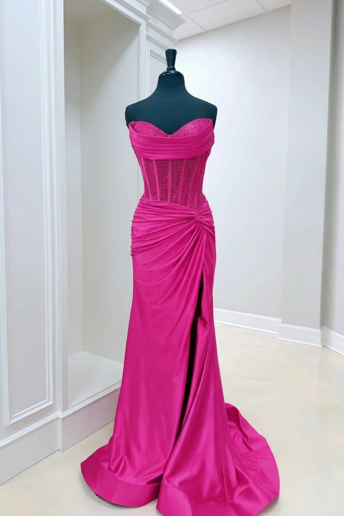 Mermaid Pink Sheath Strapless Sweetheart Long Prom Dress With Beads