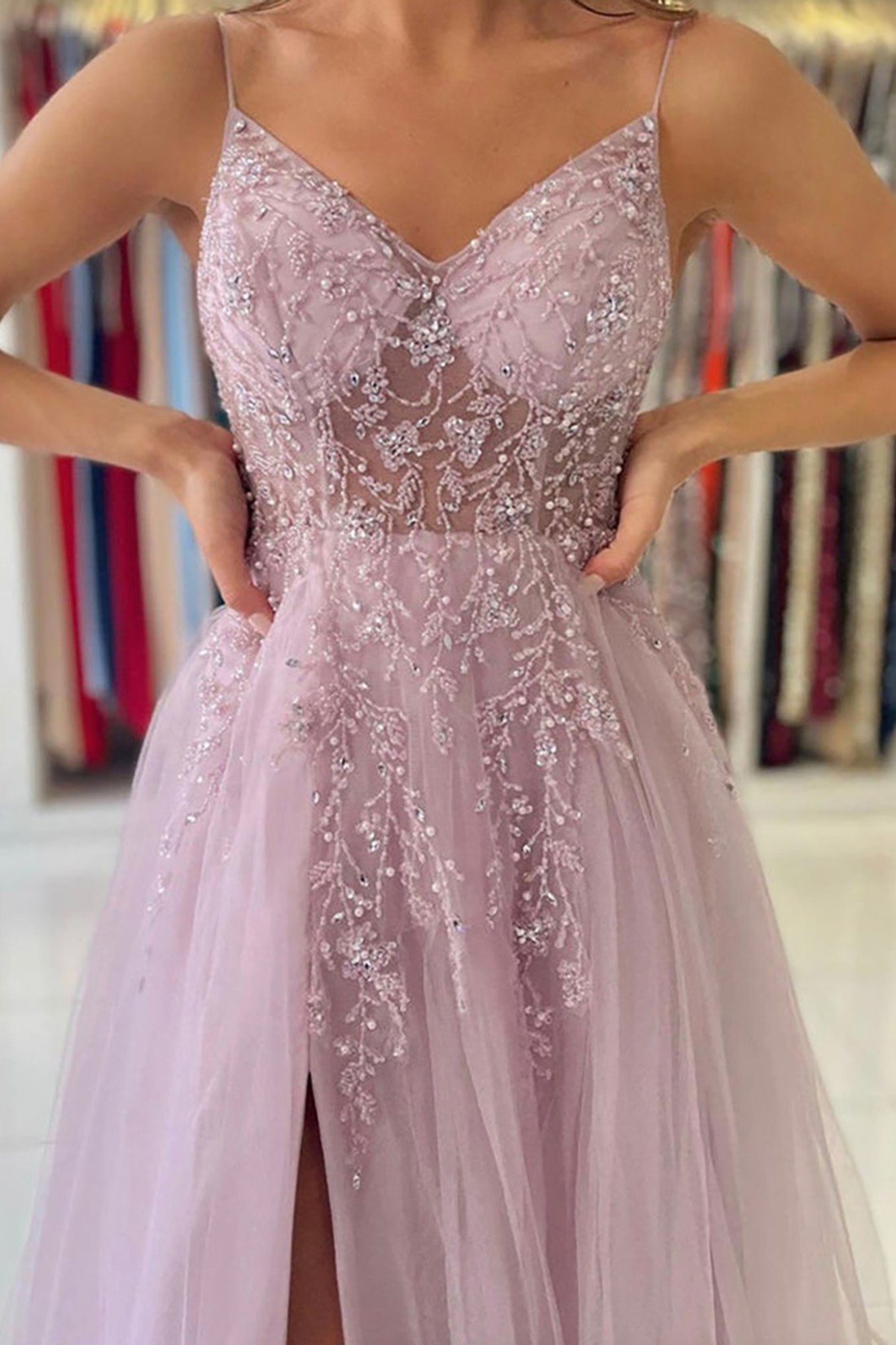 Long A-line V-neck Tulle Formal Prom Dresses with Split