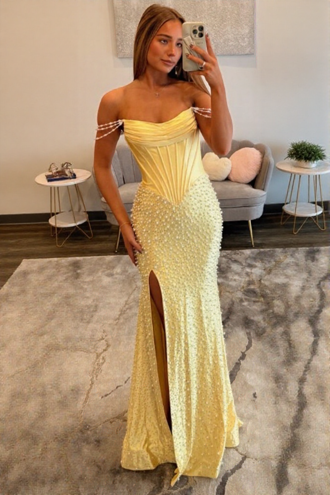 Elegant Mermaid Off-shoulder Prom Dress With Pearls