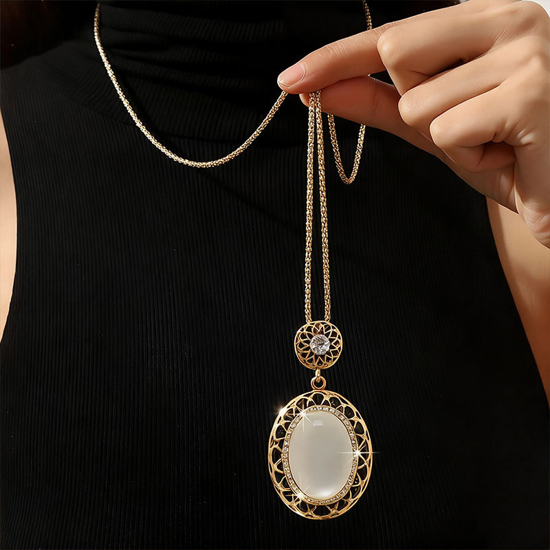 Personalized Elegant Gemstone Necklace