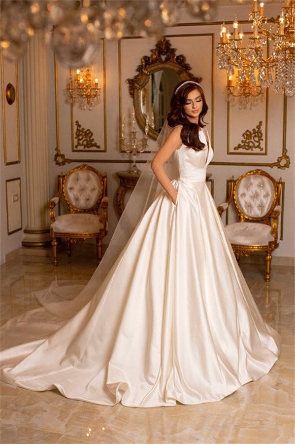 Charming Long A-Line Sleeveless V-neck Satin Wedding Dress with Pockets - YESBABYONLINE