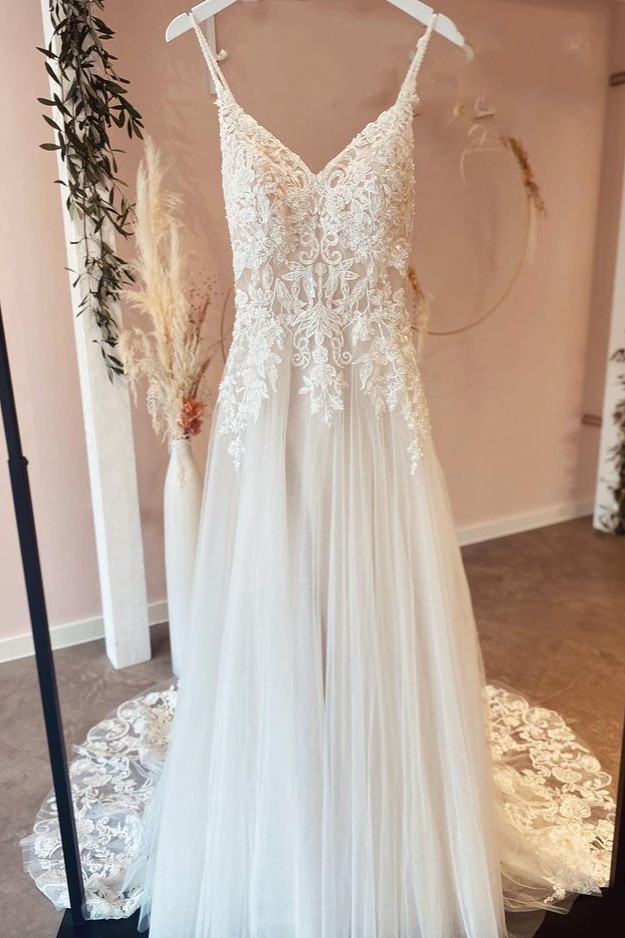 Long Spaghetti Straps Sweetheart A-Line Tulle Appliques Lace Ruffles Wedding Dress - YESBABYONLINE