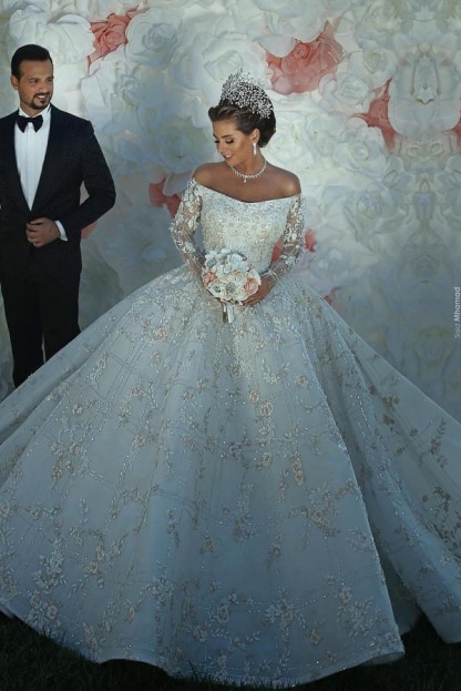 Long Sleeve Off The Shoulder Sweetheart Applique Lace Ball Gown Wedding Dresses - YESBABYONLINE