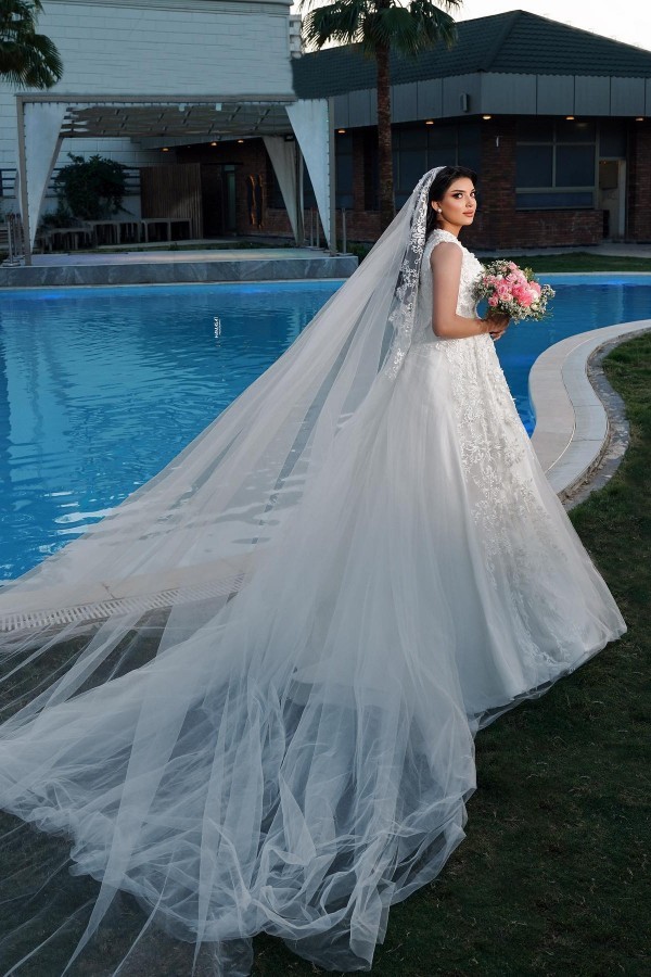 White Long A-line V-neck Tulle Lace Wedding Dresses - YESBABYONLINE