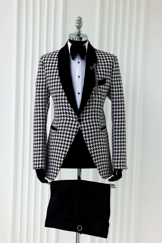 Bespoke White Shawl Lapel Jacquard Wedding Suits For Men
