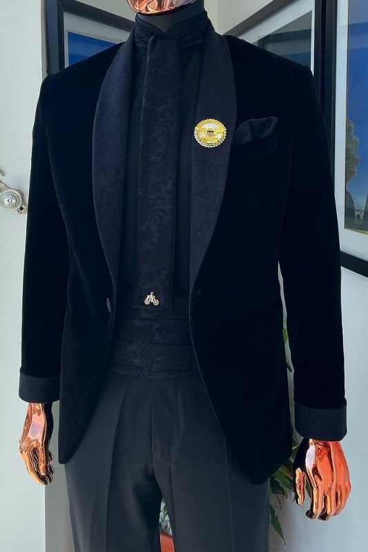 Chic Black Shawl Lapel Two Pieces Velvet Men Suits For Wedding