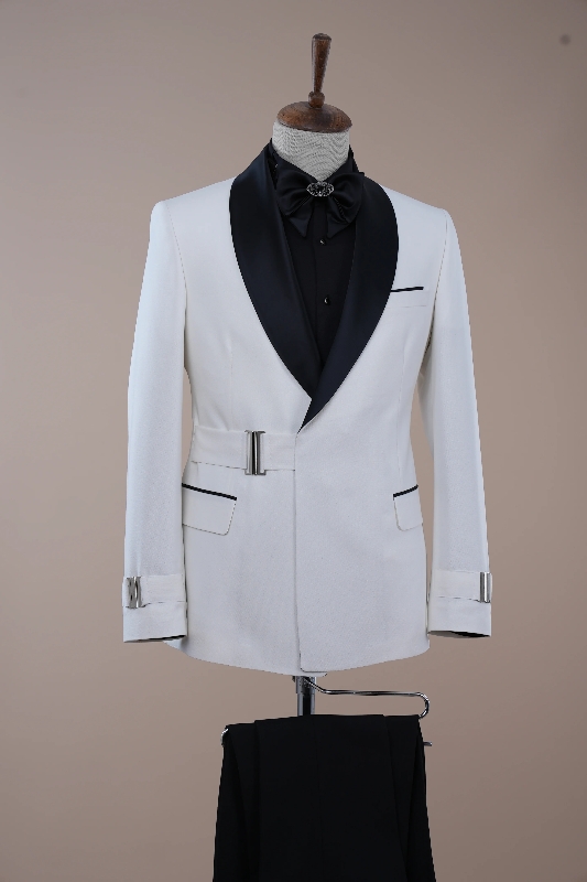 Simple White Shawl Lapel Slim Fit Two Pieces Wedding Suits