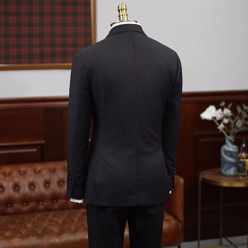 Bespoke Black Striped Peaked Lapel Double Breasted Business Suits