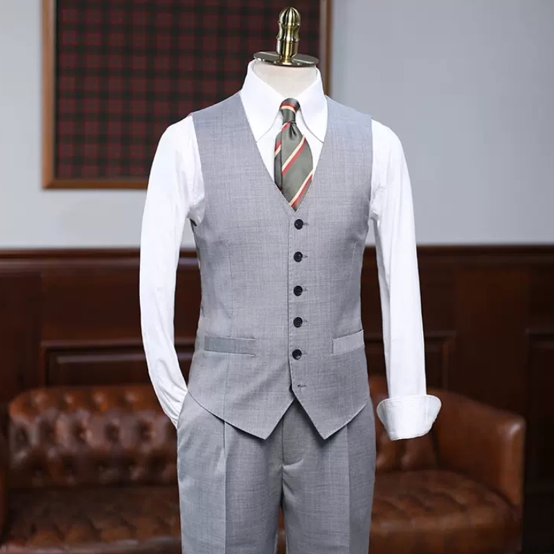 Formal Gray Notched Lapel Three Pieces Business Suits