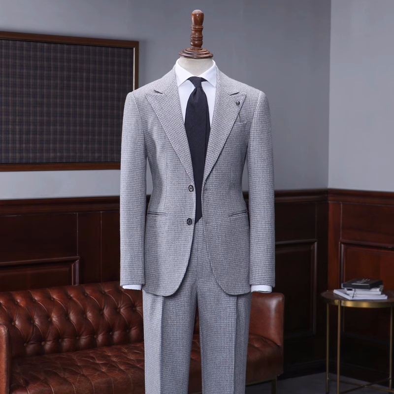 Fancy Gray Plaid Peaked Lapel Business Suits