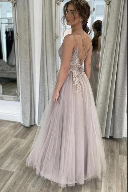 Elegant Long Spaghetti Straps Appliques Lace Tulle A-line Backless Prom Dress - YESBABYONLINE