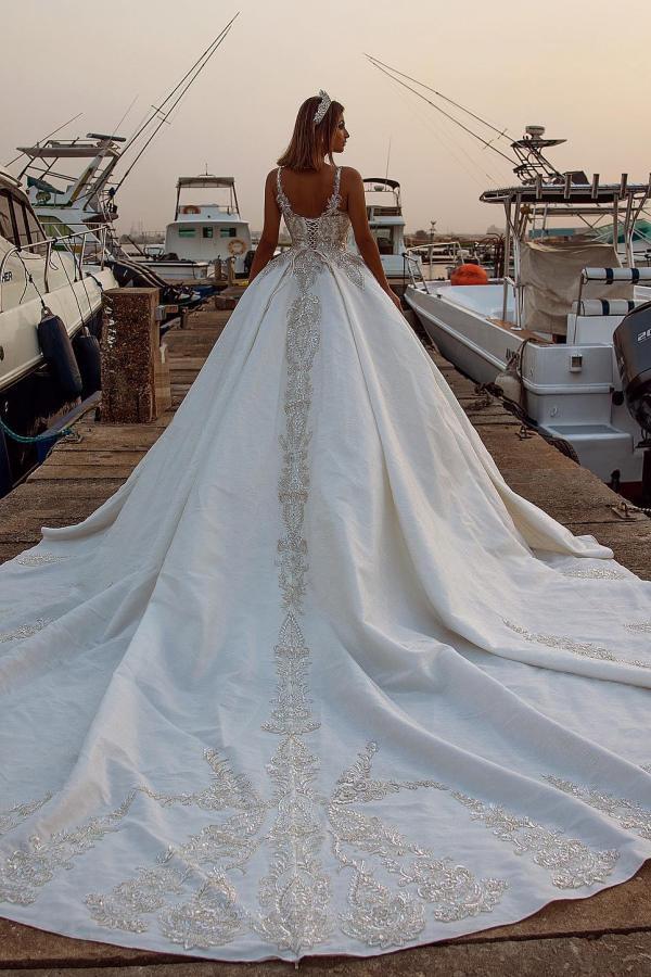 Gorgeous Long Sweetheart Spaghetti Strap Sleeveless Ball Gown Wedding Dresses with Appliques - YESBABYONLINE
