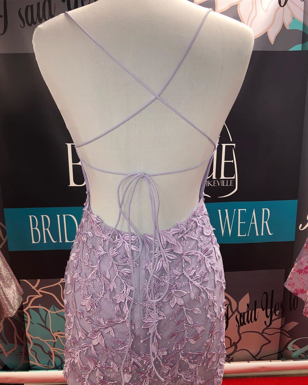 Short Mermaid Spaghetti Straps Lace Backless Homecoming Dress - YESBABYONLINE