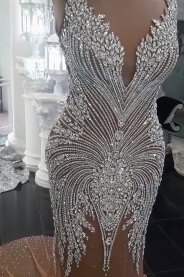 Charming Long V-Neck Mermaid Tulle Beaded Backless Wedding Dresses - YESBABYONLINE