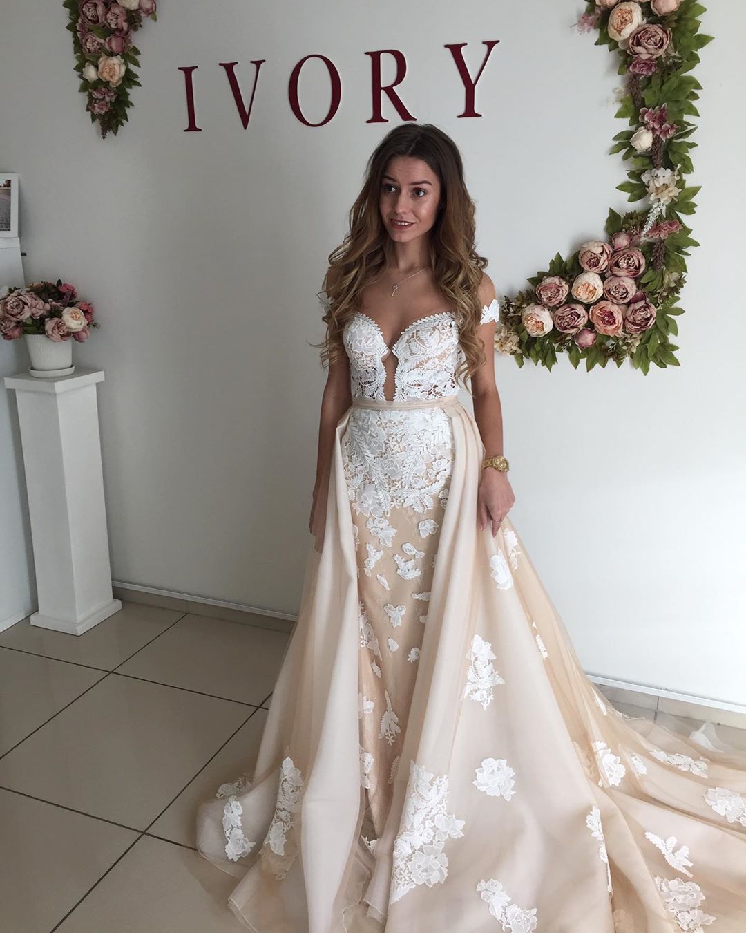 Long Mermaid Sweetheart Applique Lace Tulle Backless Wedding Dresses With Detachable Skirt - YESBABYONLINE