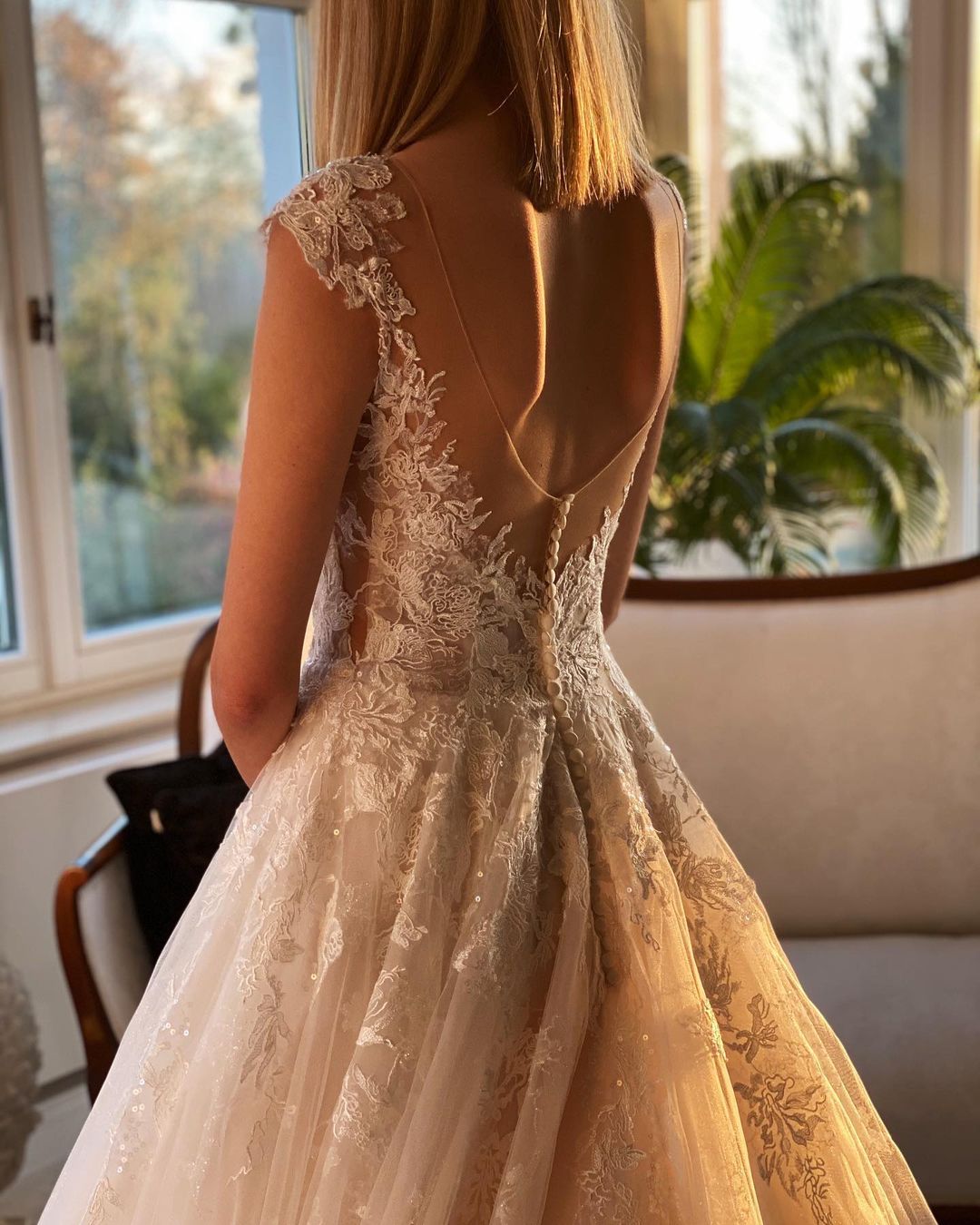 Long A line Scoop Neck Appliques Lace Tulle Open Back Wedding Dress - YESBABYONLINE