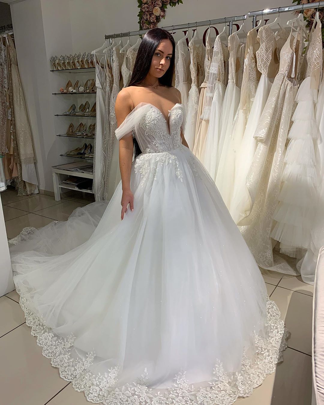 Sexy Long Off The Shoulder Sweetheart Tulle A Line Wedding Dresses - YESBABYONLINE