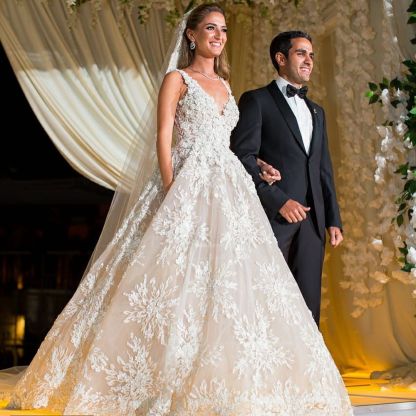 Glamorous Long Sleeveless V Neck A-Line Wedding Dresses With Lace Appliques - YESBABYONLINE