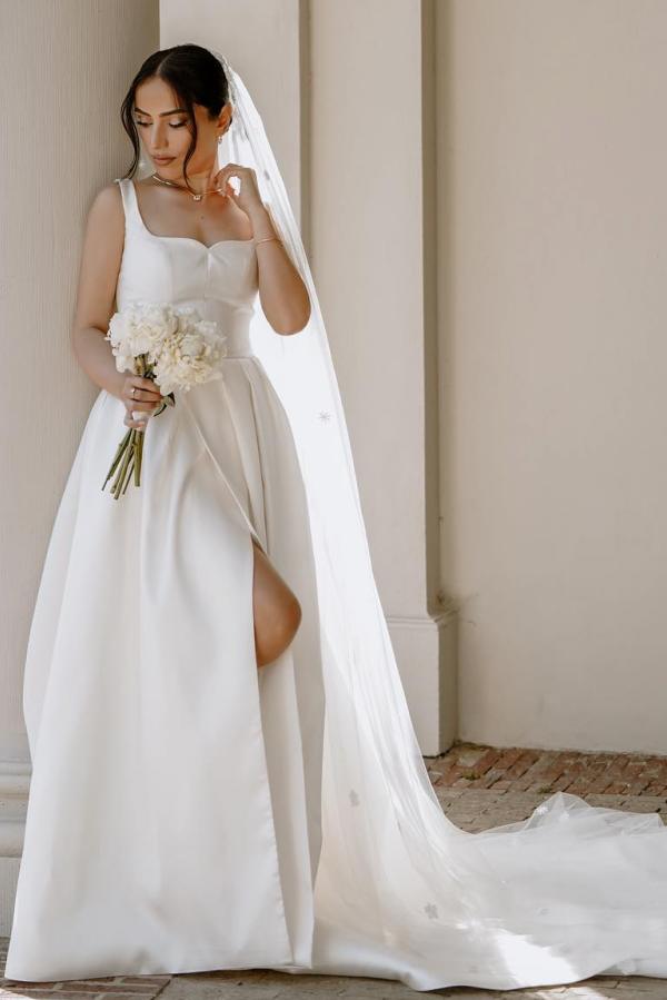 Split Front Square Neck A-Line Satin Long Wedding Dress YESBABYONLINE Split Front Square Neck A-Line Satin Long Wedding Dress YESBABYONLINE
