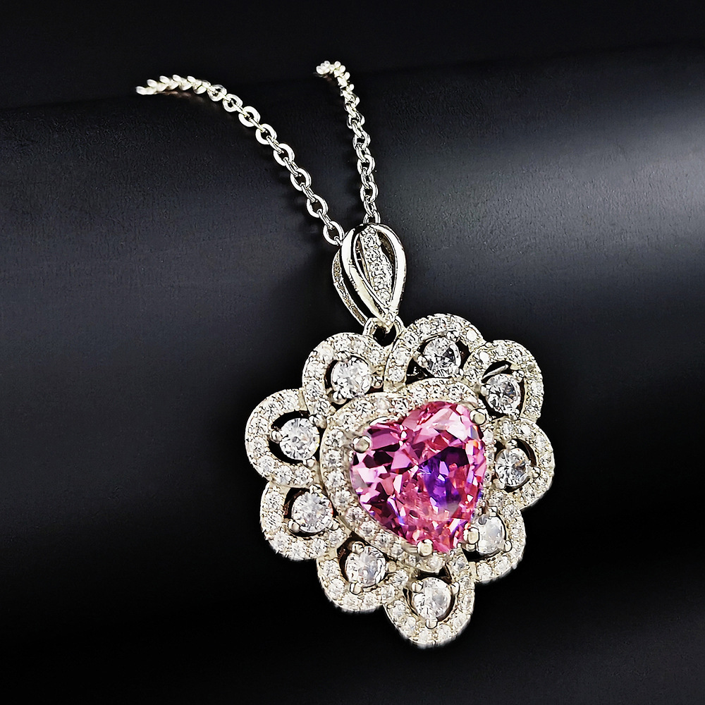 Personalized & Stylish Necklace with Inlaid Pink Heart